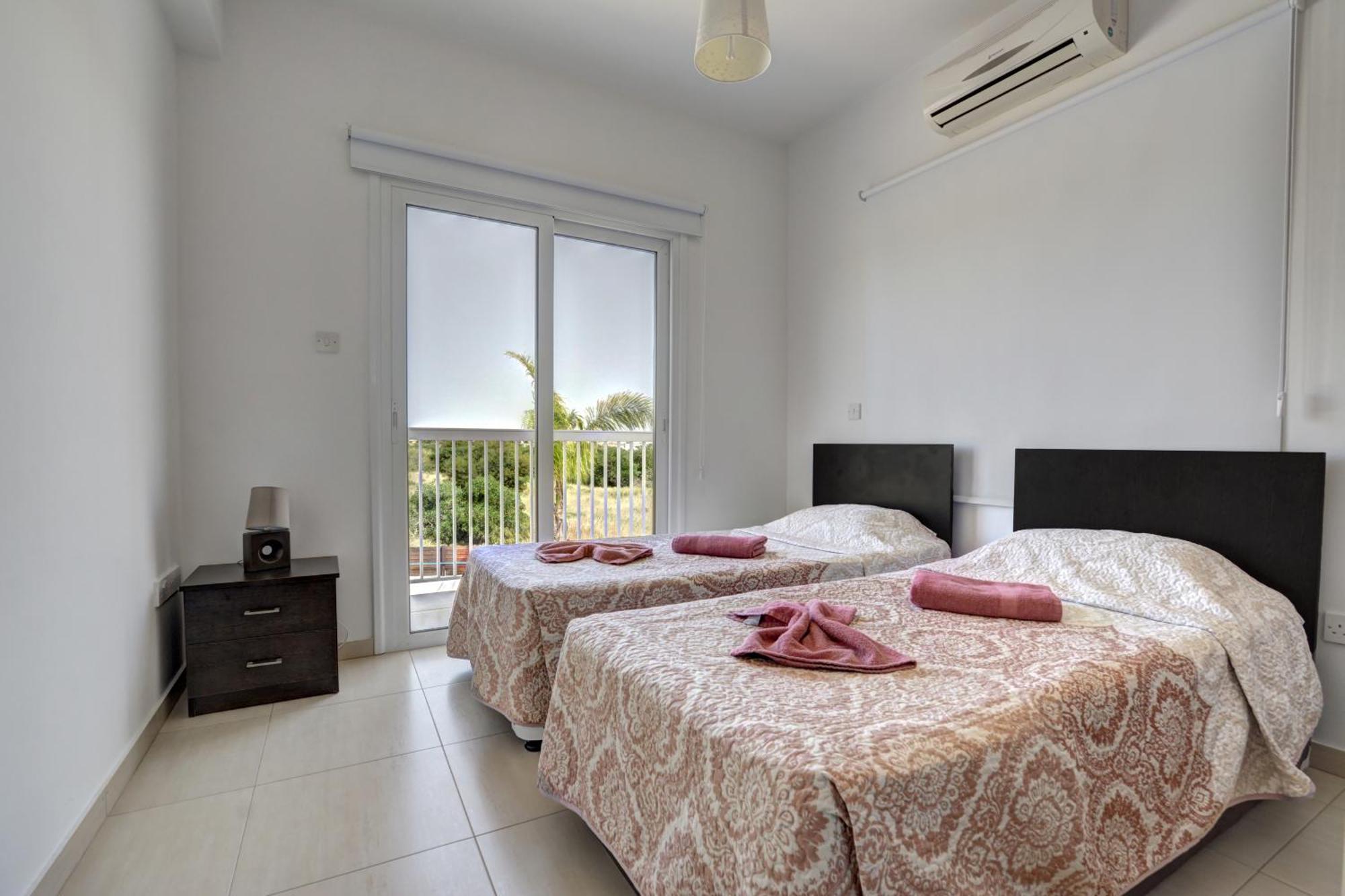 Nissi Villa Ourania Айя Напа Екстериор снимка
