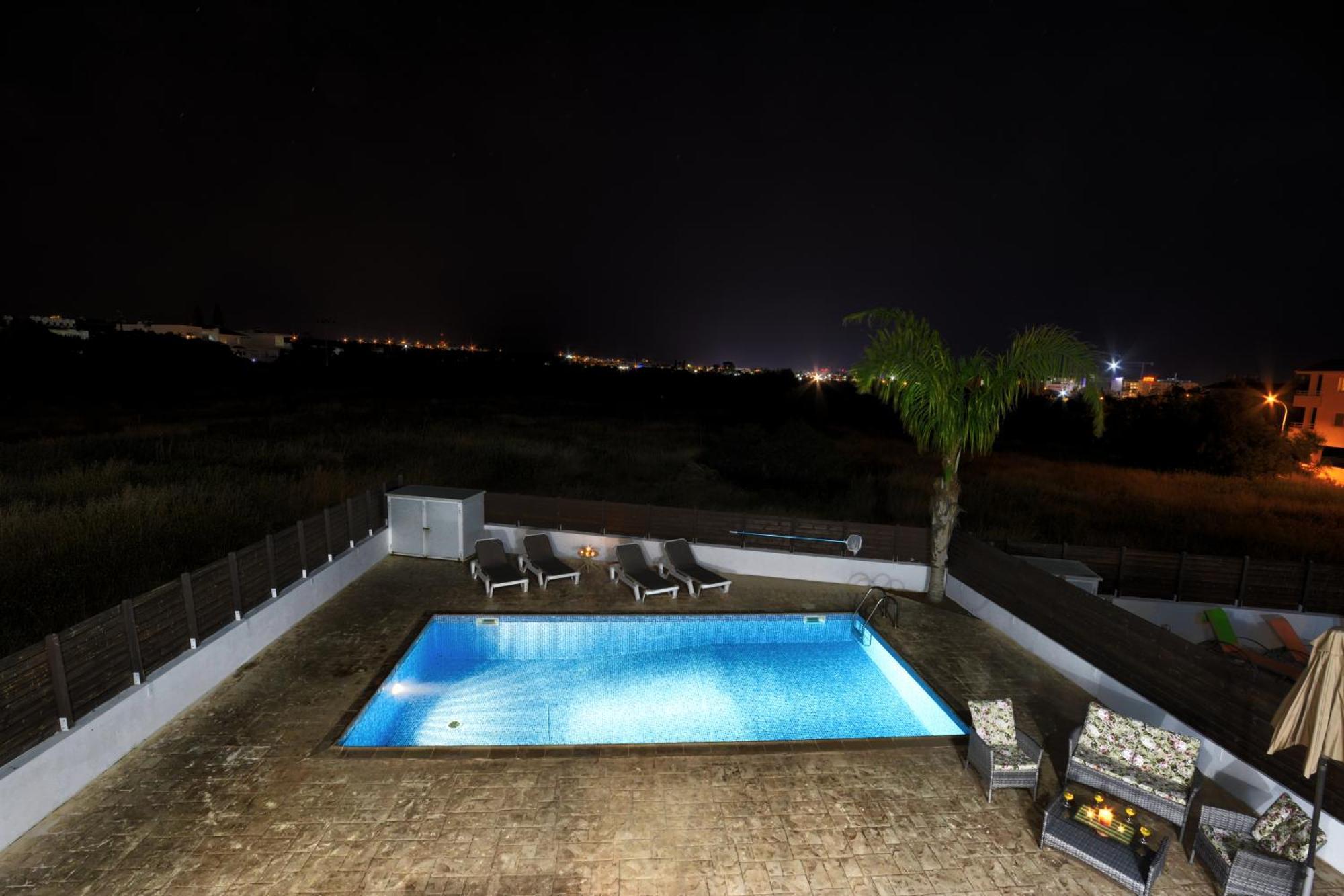 Nissi Villa Ourania Айя Напа Екстериор снимка