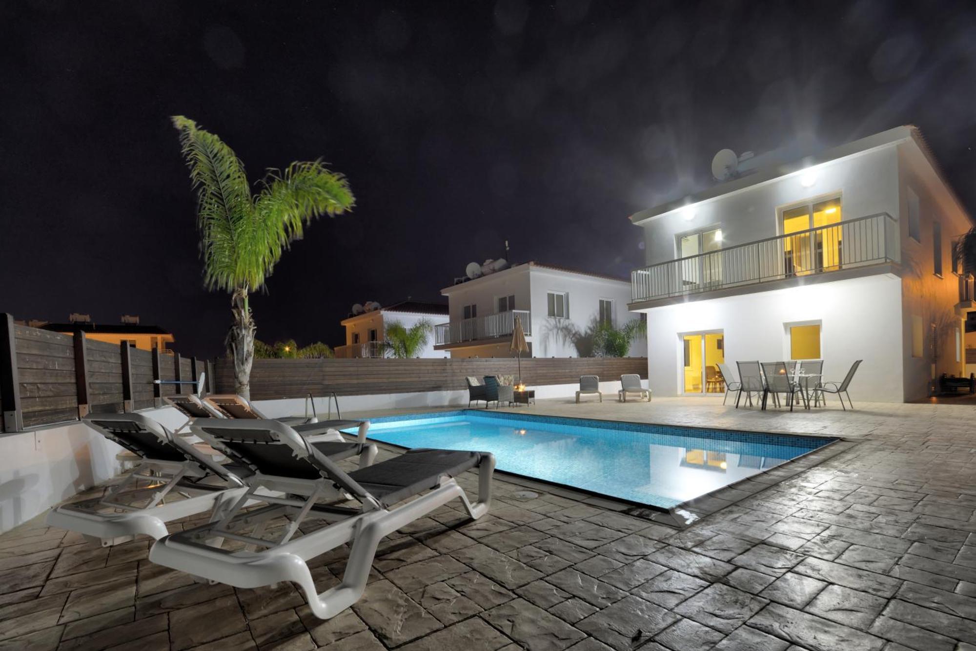 Nissi Villa Ourania Айя Напа Екстериор снимка
